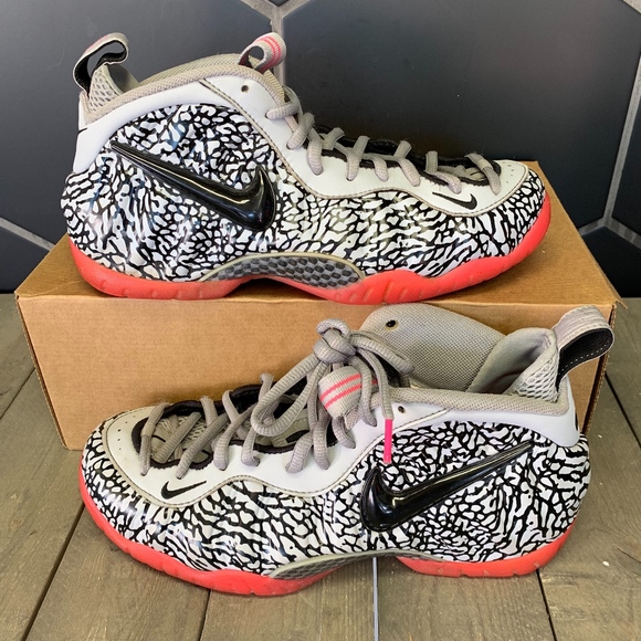 nike elephant print shoes